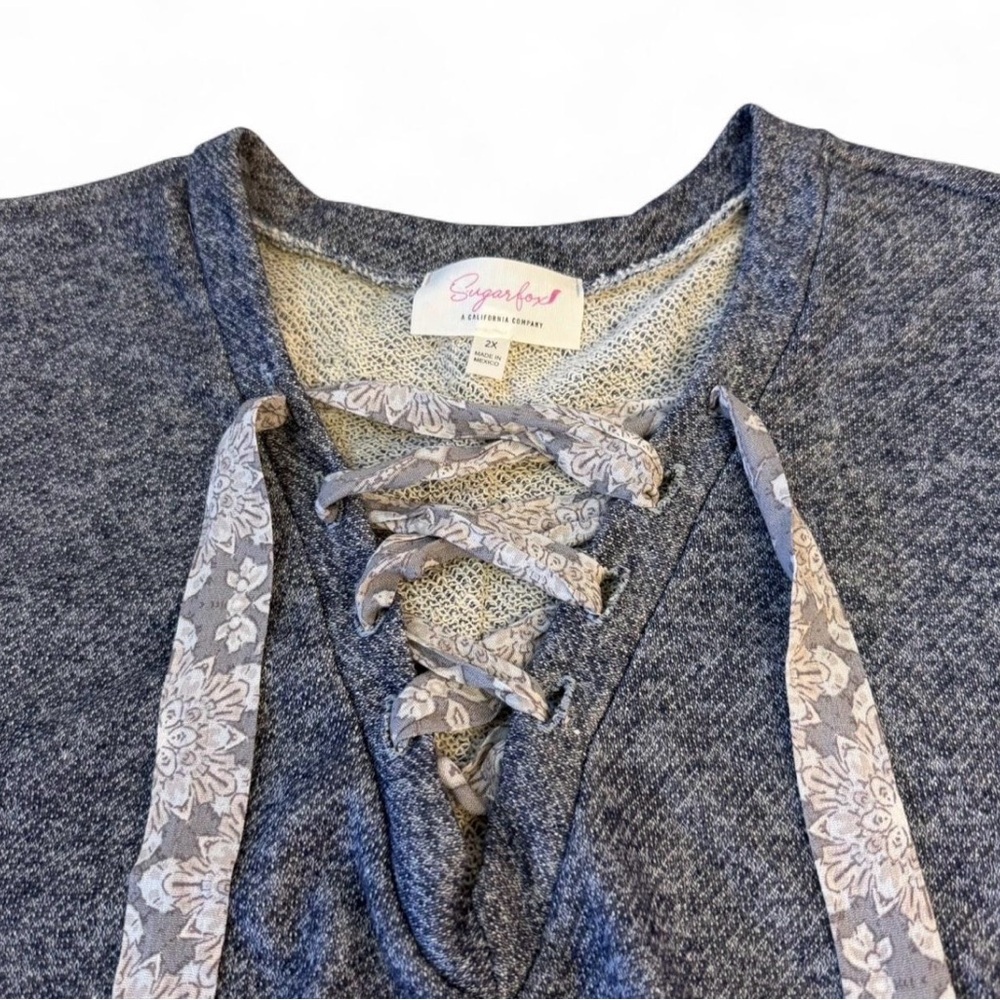 Sugarfox Lace Up Boho Lightweight Sweatshirt Womens 2X Cottage Beach Blue Floral - Picture 4 of 5